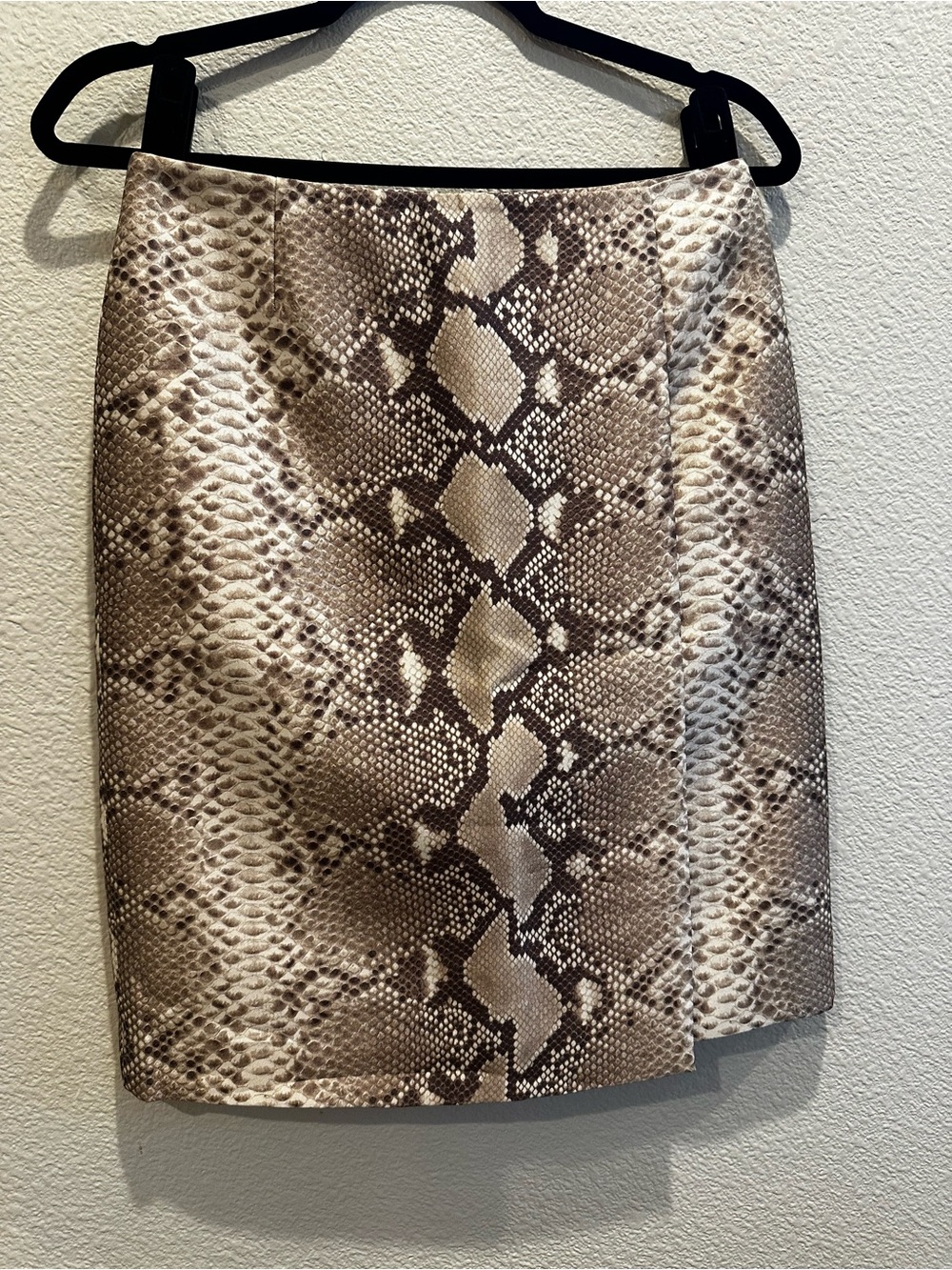 Tory Burch Silk Wool Python Print Pencil Skirt 0 full silk lining stunning sexy